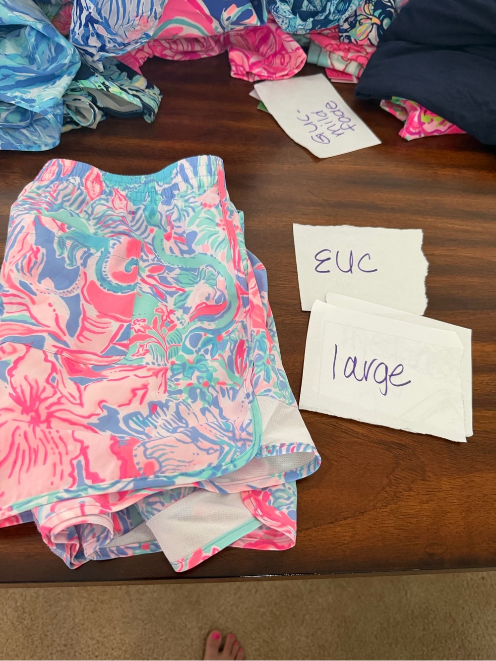 Lilly Pulitzer Bright Pink & Blue Tropical Print Athletic Shorts large